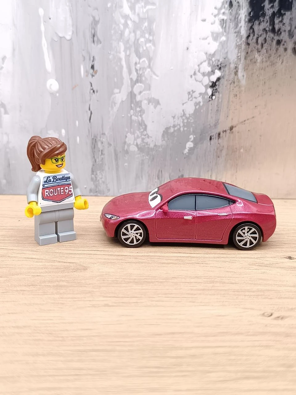 Coche Cars Natalie - Juguete nuevo (CAS12) – photo 5